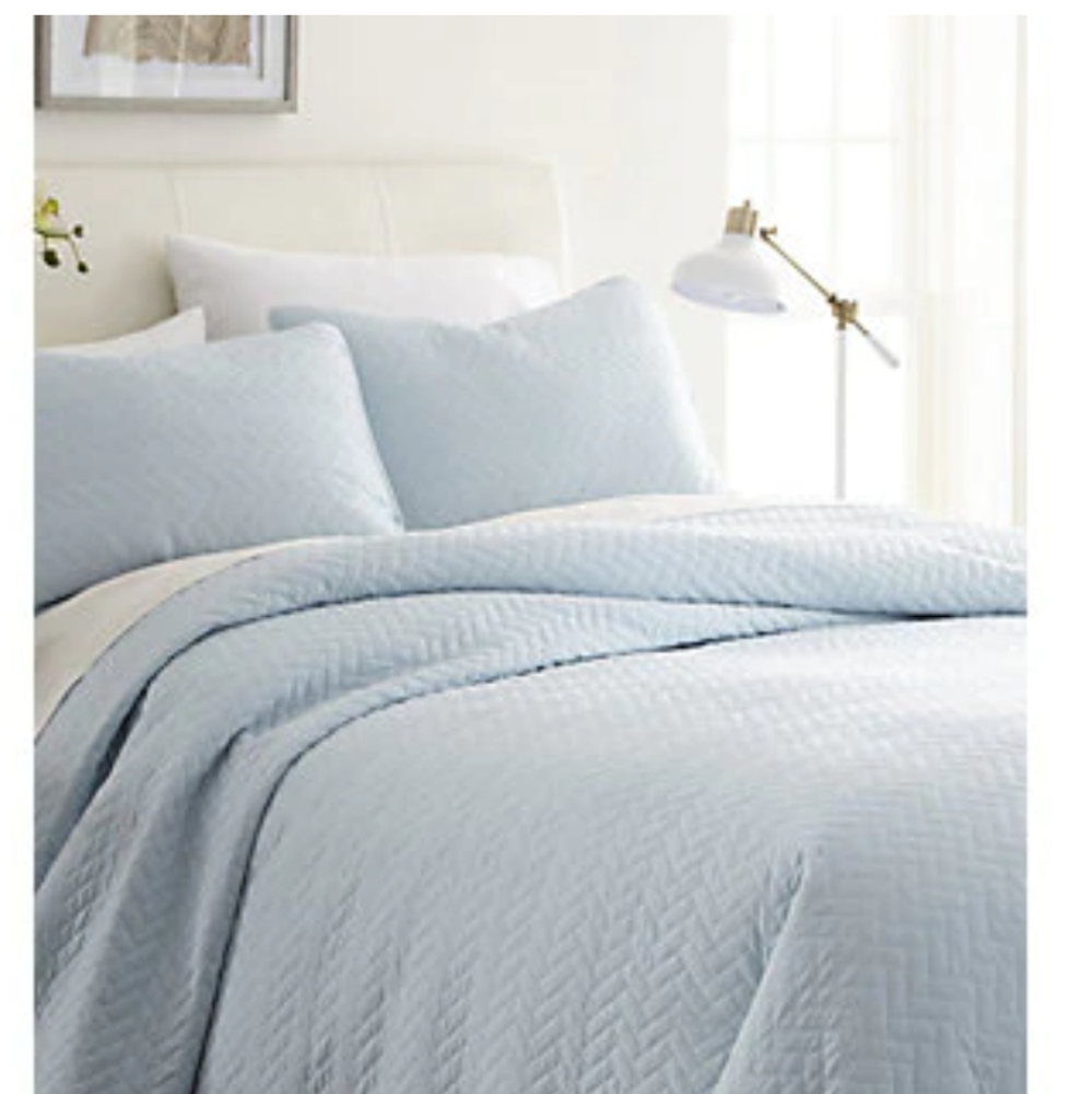 Herringbone Pattern Coverlet